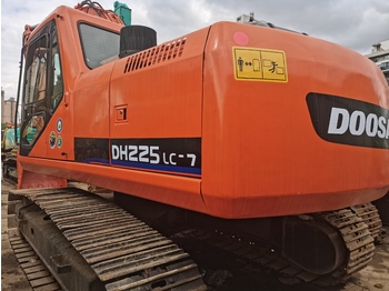 크롤러 굴삭기 DOOSAN DH225LC-7 : 사진 2