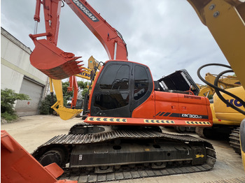 크롤러 굴삭기 DOOSAN DX300LC-7