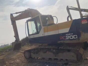 크롤러 굴삭기 KOMATSU PC200