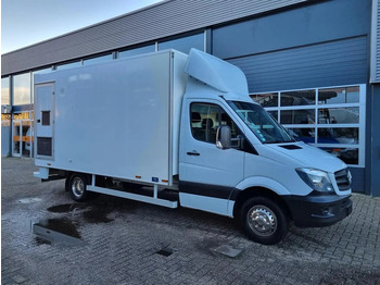 밴 MERCEDES-BENZ Sprinter 513