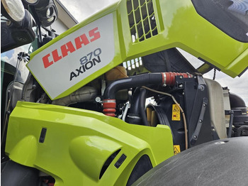 장궤형 트랙터 CLAAS Axion 870