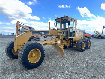 그레이더 CATERPILLAR 140H