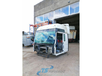 운전실 및 내부 MAN