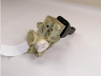 범용 부품 트럭 용 Scania Handbrake control lever 1882111 : 사진 3 범용 부품 트럭 용 Scania Handbrake control lever 1882111 : 사진 3