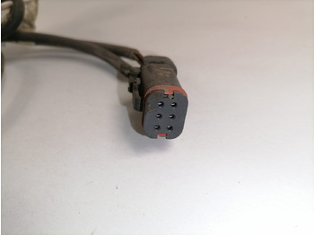 브레이크 부품 트럭 용 Volvo Cable, brake pad 20522825 : 사진 2 브레이크 부품 트럭 용 Volvo Cable, brake pad 20522825 : 사진 2