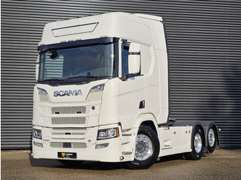 트랙터 유닛 SCANIA R 580