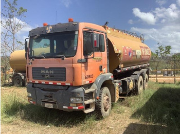 유조트럭 MAN