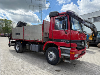 드롭사이드/ 플랫베드 트럭, 크레인 트럭 Mercedes-Benz 1840 Actros 2-Seiten-Kipper mit Kran Hiab 125-3 mit Funk : 사진 3