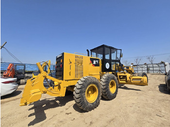 그레이더 CATERPILLAR 140K