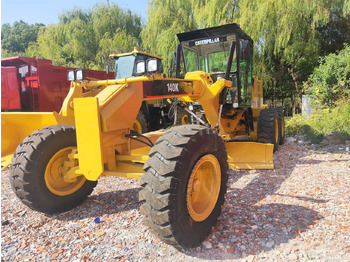 그레이더 CATERPILLAR 140K