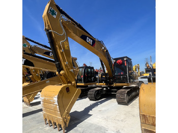 크롤러 굴삭기 CATERPILLAR 320D2