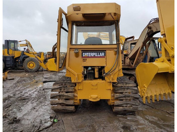 불도저 Caterpillar D4C : 사진 2