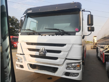 유조트럭 SINOTRUK HOWO
