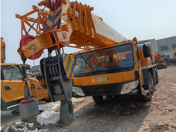 모바일 크레인 XCMG QY70K