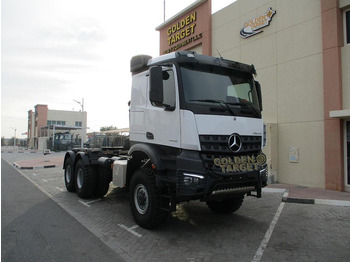 트럭 MERCEDES-BENZ Arocs 3342