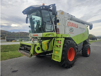 목초수확기 CLAAS Lexion