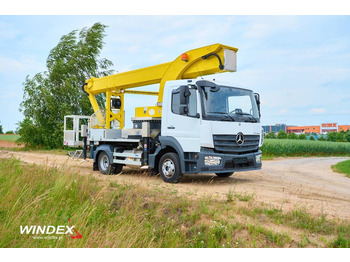 트럭 탑재 고가작업 플랫폼 PALFINGER