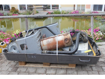 운전실 및 내부 크롤러 굴삭기 용 Holland E 215 : 사진 3 운전실 및 내부 크롤러 굴삭기 용 Holland E 215 : 사진 3