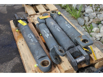 유압 실린더 건설기계 용 Liebherr L514 : 사진 4 유압 실린더 건설기계 용 Liebherr L514 : 사진 4