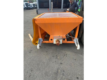 모래/ 소금 살포기