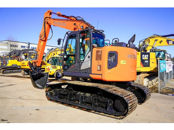 크롤러 굴삭기 Hitachi ZX135US-6 METSÄALUSTALLA : 사진 2