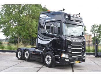 트랙터 유닛 SCANIA R 520