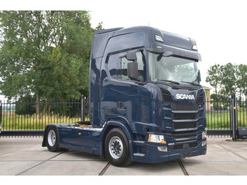 트랙터 유닛 SCANIA S 450