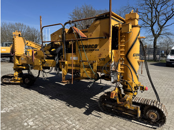 방호벽 설치장비 GOMACO