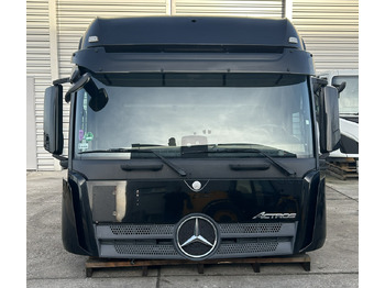 운전실 MERCEDES-BENZ Actros