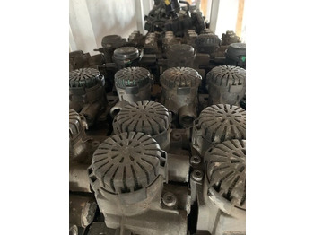 브레이크 밸브 트럭 용 WABCO 1747137   DAF XF 106 truck : 사진 4