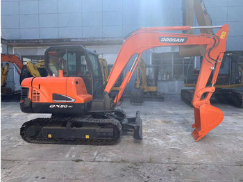 크롤러 굴삭기 DOOSAN DX55