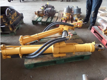 유압 실린더 LIEBHERR