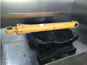 유압 실린더 LIEBHERR