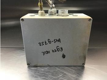 Liebherr Electronic Box E50 - 전기 설비 건설기계 용 : 사진 1 Liebherr Electronic Box E50 - 전기 설비 건설기계 용 : 사진 1
