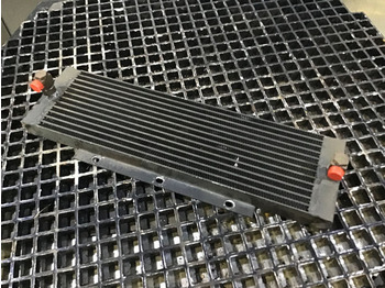 오일 쿨러 LIEBHERR