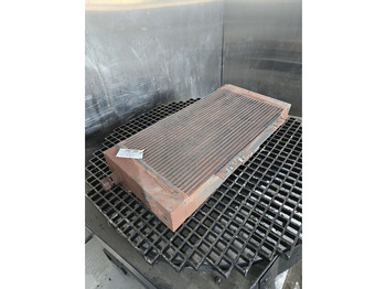 오일 쿨러 LIEBHERR