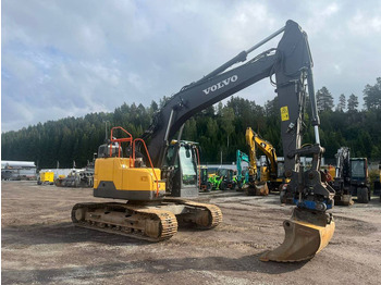 크롤러 굴삭기 Volvo ECR 235 EL : 사진 2