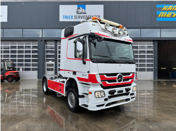 트랙터 유닛 MERCEDES Actros 2044 4x4 : 사진 3