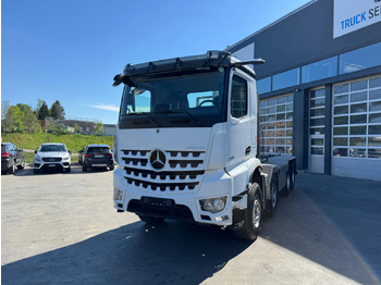 후크 리프트 트럭 MERCEDES-BENZ Arocs 3251