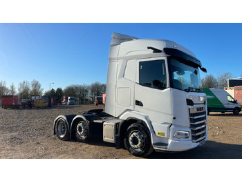 트랙터 유닛 DAF XF 530