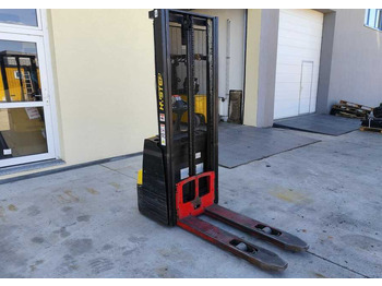 스태커 Hyster S1.0E : 사진 4
