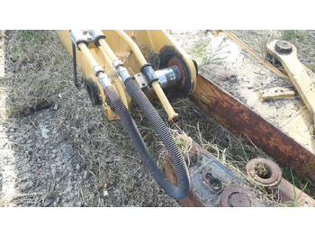 크레인 붐 CATERPILLAR