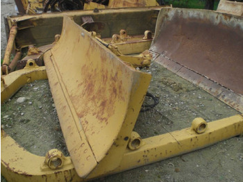 블레이드 CATERPILLAR