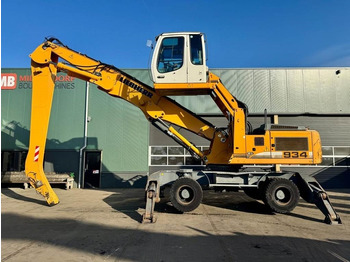 폐기물/ 산업 처리기 LIEBHERR A 934