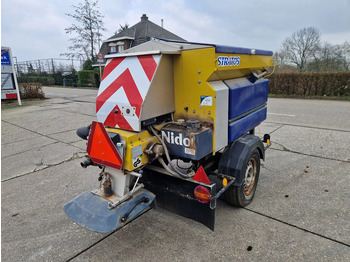 모래/ 소금 살포기