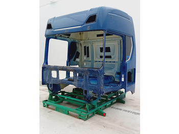 운전실 및 내부 SCANIA