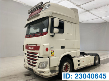 트랙터 유닛 DAF XF 106 460