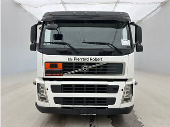 유조트럭 Volvo FM400 : 사진 2 유조트럭 Volvo FM400 : 사진 2