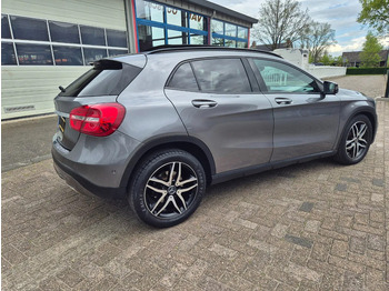 리스 Mercedes-Benz GLA 200 Automaat. AMG. Edition 1 Mercedes-Benz GLA 200 Automaat. AMG. Edition 1 : 사진 2