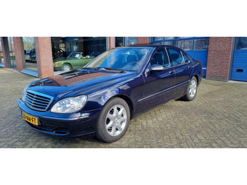 세단 MERCEDES-BENZ